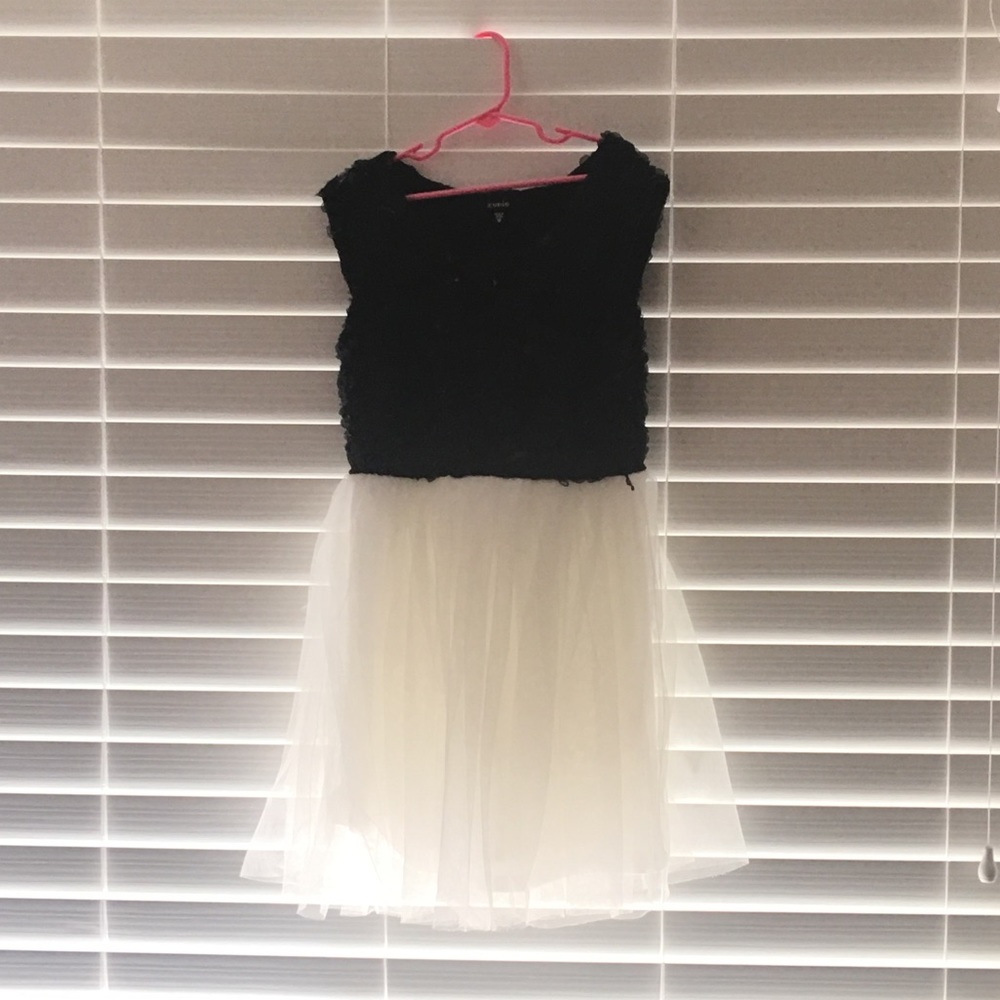 Black and White Zunie Party Dress